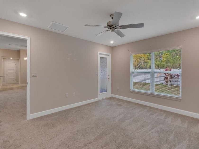 Welcome to Waterstone! A resort style amenities with Low HOA - photo 20