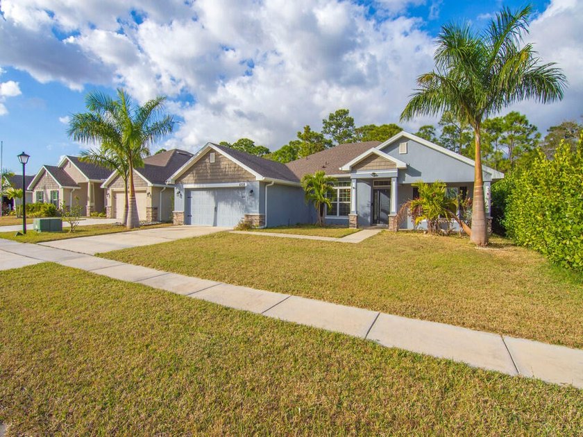 Welcome to Waterstone! A resort style amenities with Low HOA - photo 40