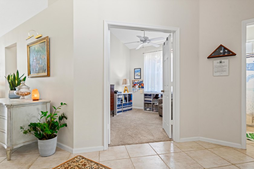 Meticulously maintained and beautifully presented, this - photo 10