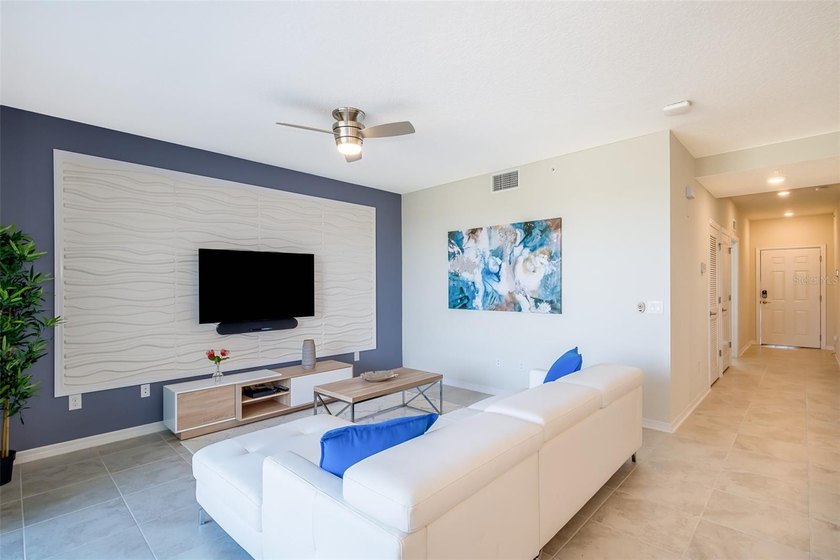 AMAZING SECOND FLOOR CONDO FULLY TILED &amp; FURNISHED. If you want - photo 10