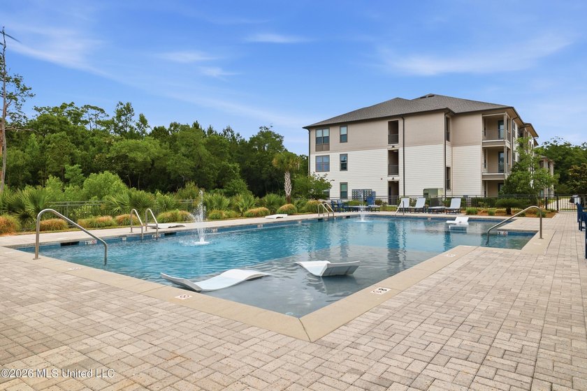 Reduced! Seller is ready for an offer. Welcome to The Inlet - photo 6