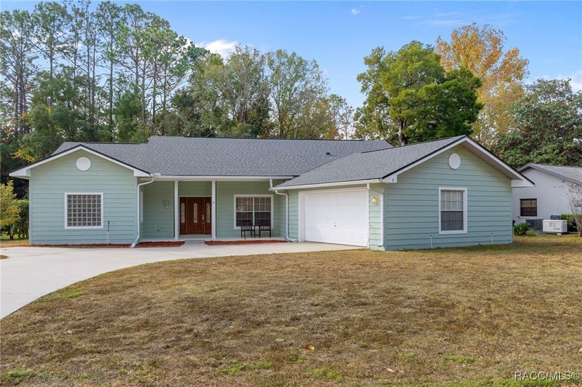 Beautiful Rutenberg home located in the highly desirable - photo 2