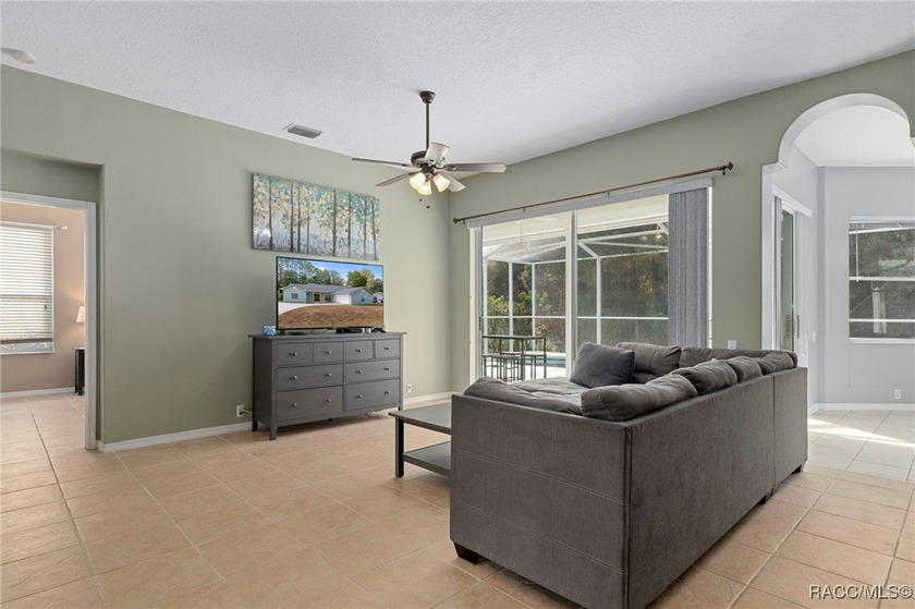 Beautiful Rutenberg home located in the highly desirable - photo 8