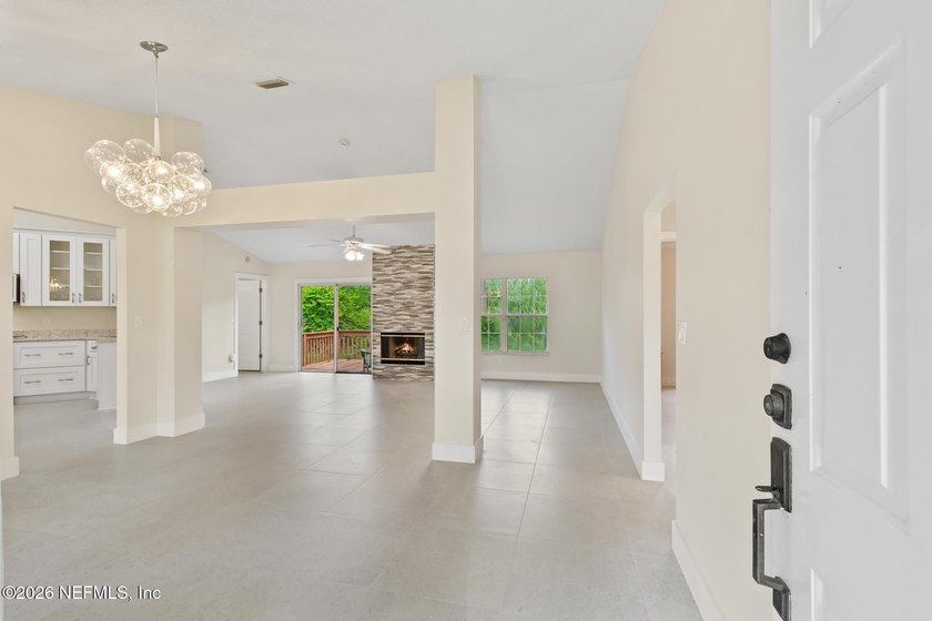 This completely remodeled single-family residence offers a - photo 4
