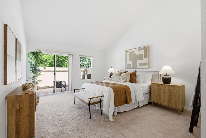 Welcome to 3111 Lake Albano Circle, a beautifully upgraded home - photo 11