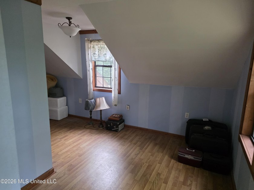 For sale is a 3-story home situated at 2025 Hendrix Road in the - photo 15
