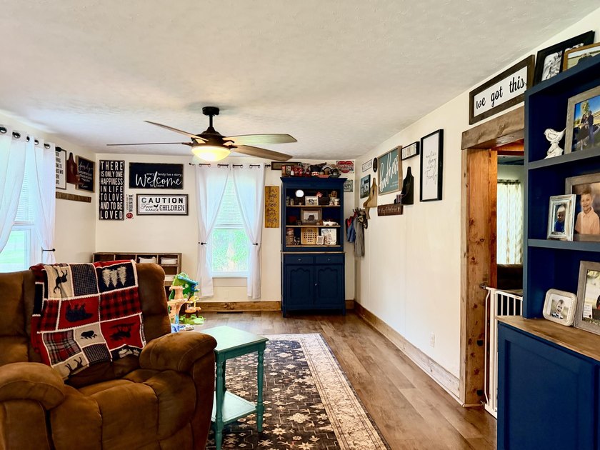 Beautiful older home that has been updated and ready to go! This - photo 25