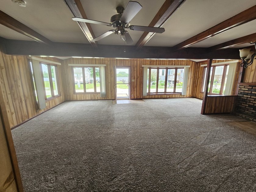 **BROKER OWNED** A SUMMER LIFE LIKE YOU HAVE ALWAYS DREAMED OF - photo 2