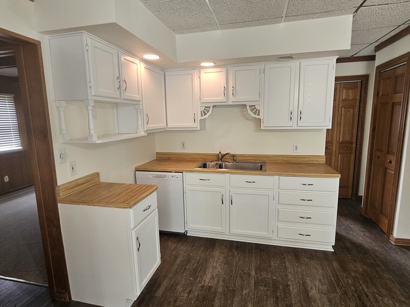 **BROKER OWNED** A SUMMER LIFE LIKE YOU HAVE ALWAYS DREAMED OF - photo 8