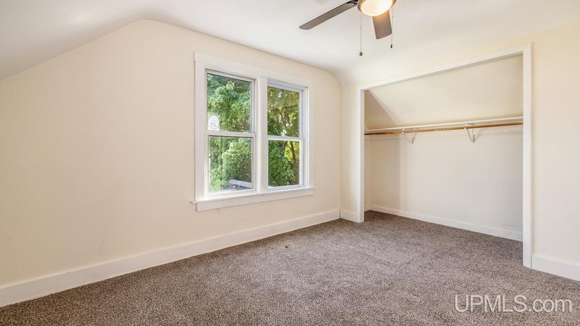 Affordable Victorian charm with timeless character! Nestled on a - photo 11