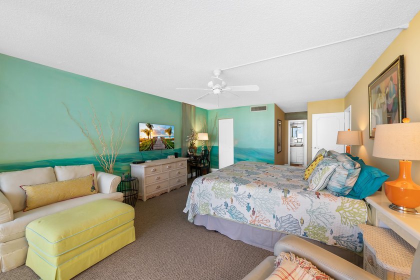 Enjoy beach living at its finest! This 1-bedroom plus - photo 9