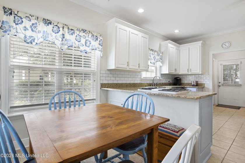 Here it is! The location everyone asks for! A cottage south of E - photo 24