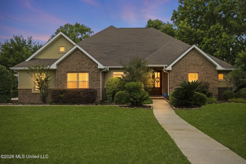 Located in the sought-after Palmetto Pointe community and within - photo 3