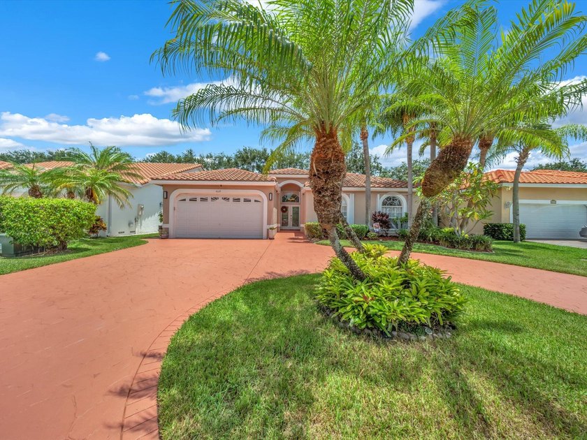 Beautiful maintained 2397 square feet ,4-bedroom, 2.5 -bath - photo 5