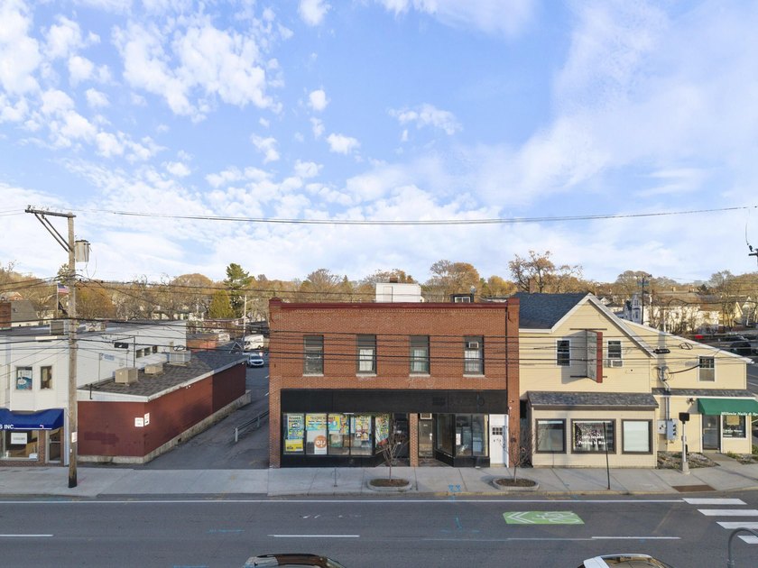 INVESTORS TAKE NOTICE: 1 retail and 8 residential units (9 units - photo 3