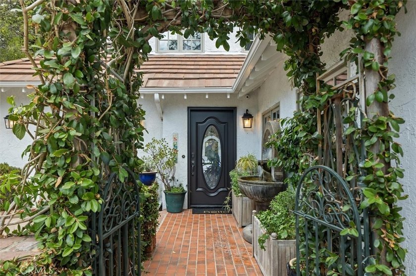 Welcome to 24 Buckskin Lane, a rare opportunity to own a - photo 3