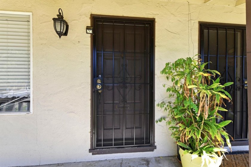 This property s a golden opportunity for investors or anyone - photo 7