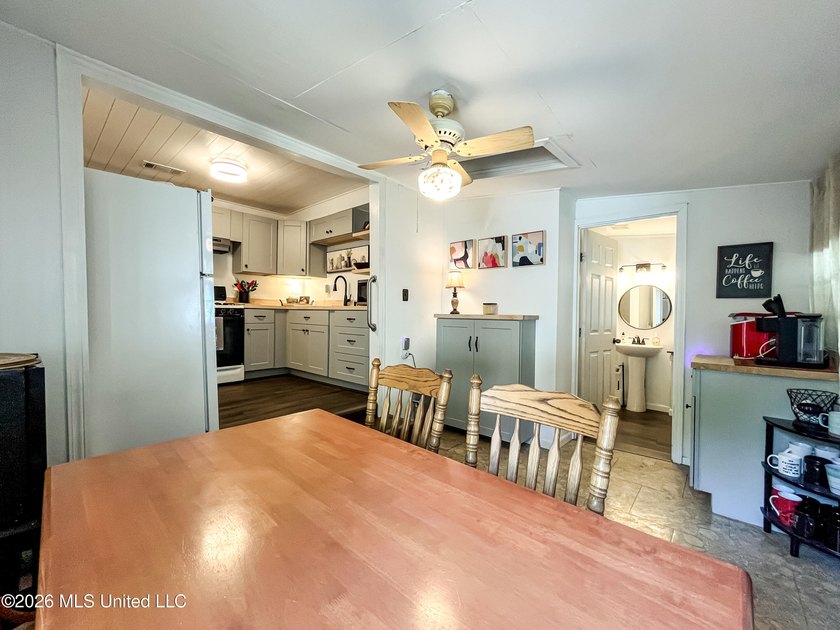 Coastal charm meets modern convenience in this beautifully - photo 13