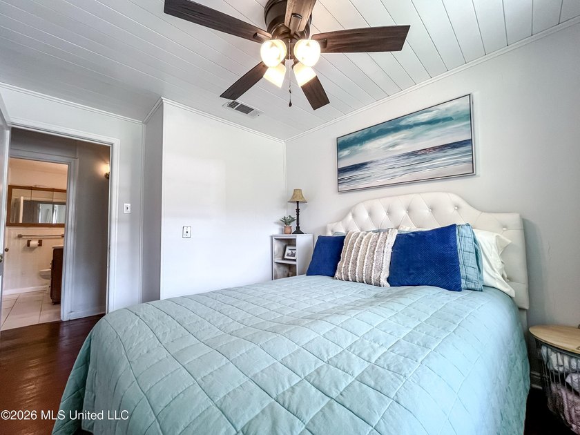 Coastal charm meets modern convenience in this beautifully - photo 18