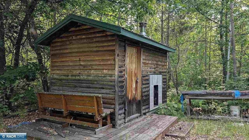 Rare opportunity to own 45 acres of mostly high-ground, classic - photo 6