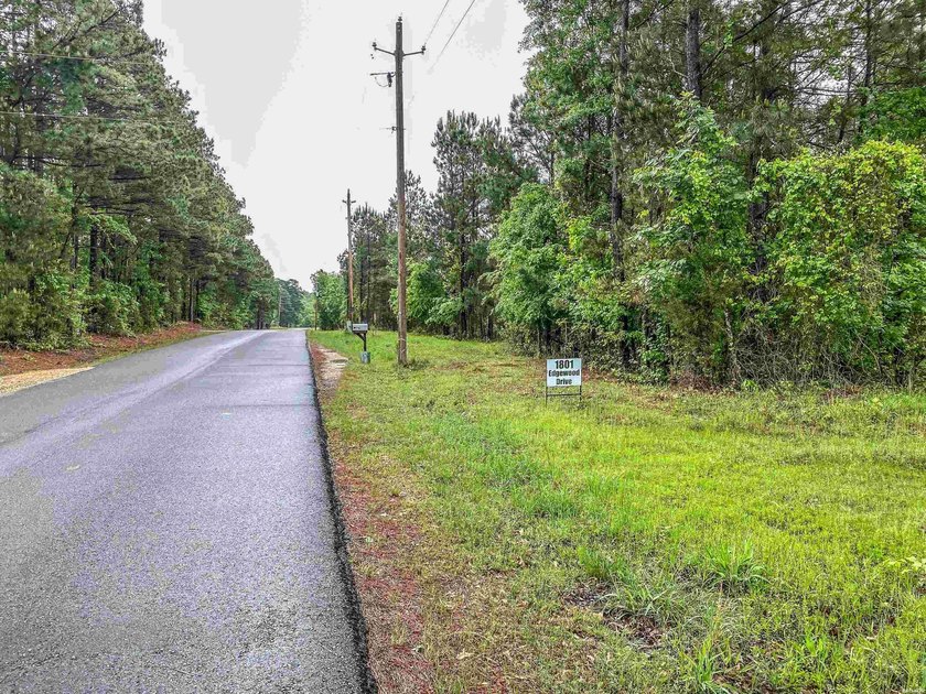 Escape to your own private retreat on this stunning 3.01-acre - photo 12