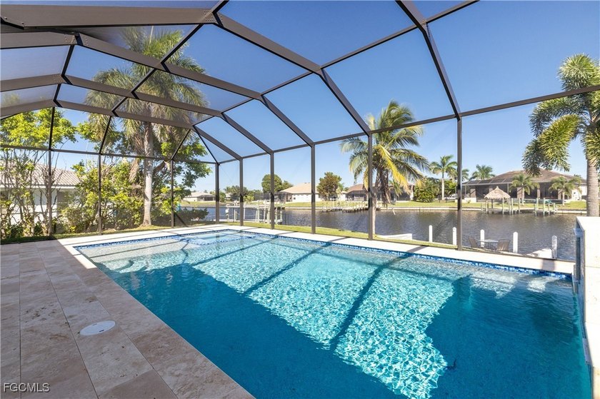 Gulf-access canal frontage - Brand-new pool &amp; spa - Dual-zone - photo 2