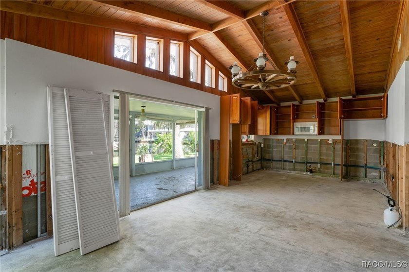 UNLEASH YOUR WATERFRONT VISION!! A Rare Opportunity Near the - photo 17