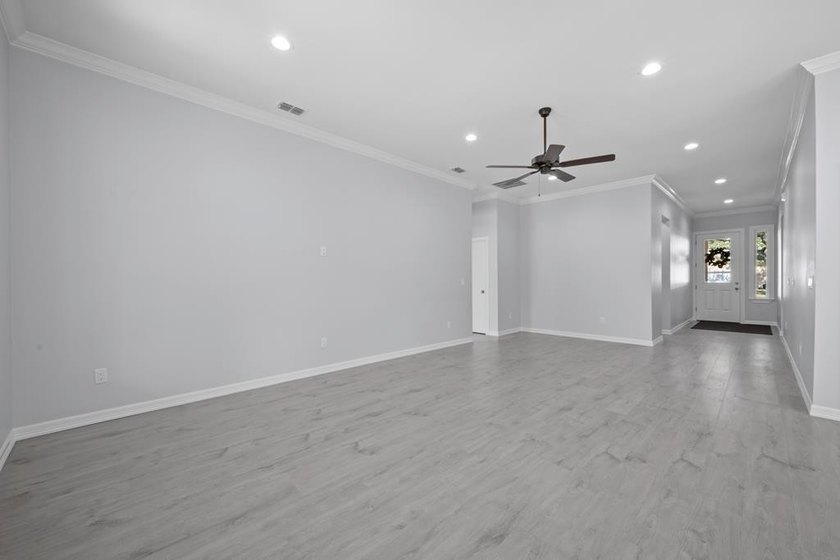 Beautiful new 3/2/2 home in secluded St. Andrews Place, nestled - photo 8