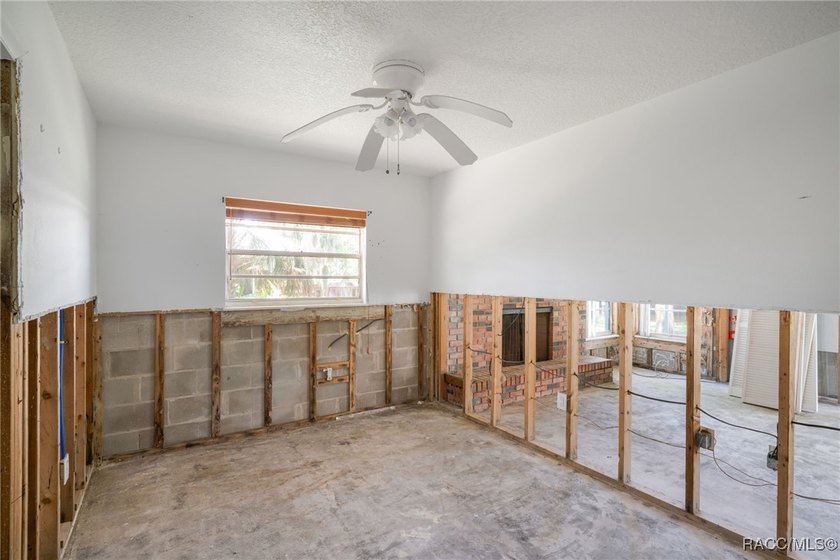 UNLEASH YOUR WATERFRONT VISION!! A Rare Opportunity Near the - photo 20