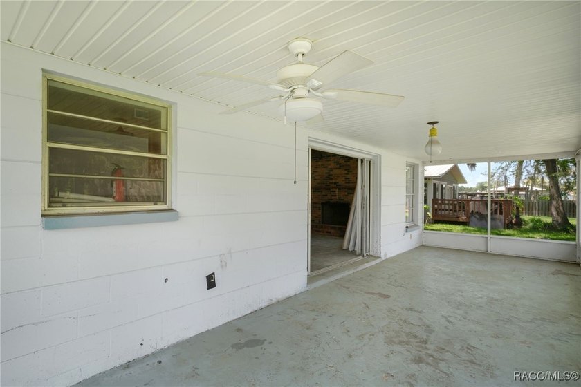 UNLEASH YOUR WATERFRONT VISION!! A Rare Opportunity Near the - photo 31