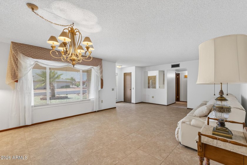 Welcome to this well-maintained Annapolis model. Situated on an - photo 8