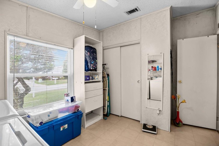 Enjoy lakeside living in this 3-bedroom, 2-bath home located in - photo 27