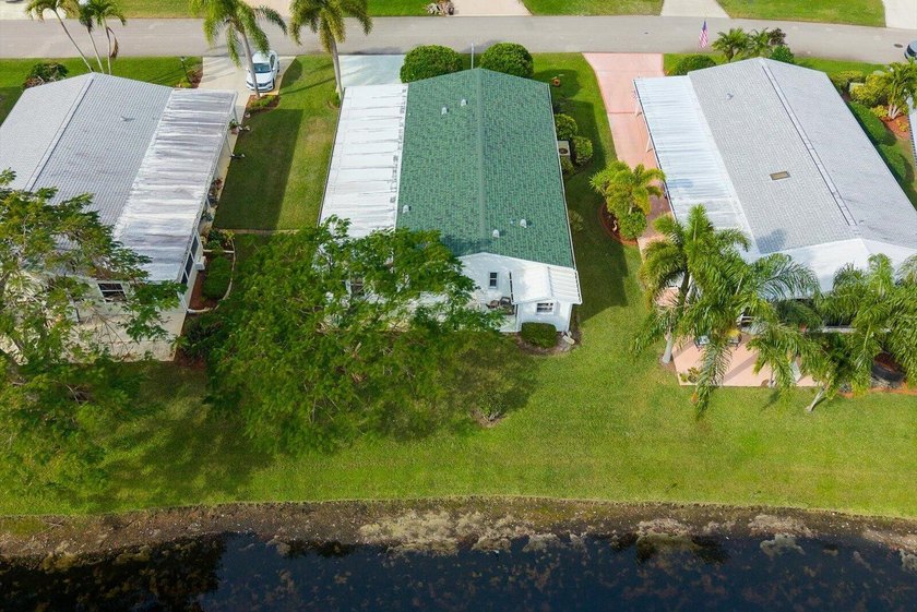 Enjoy lakeside living in this 3-bedroom, 2-bath home located in - photo 34