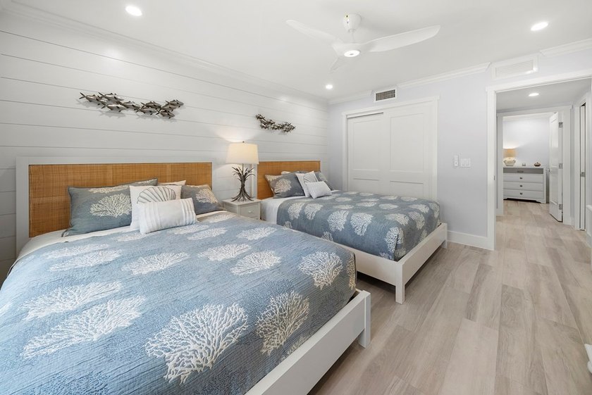 Stunning 4 Br/3 Ba Oceanfront lower-level unit. Designed - photo 24