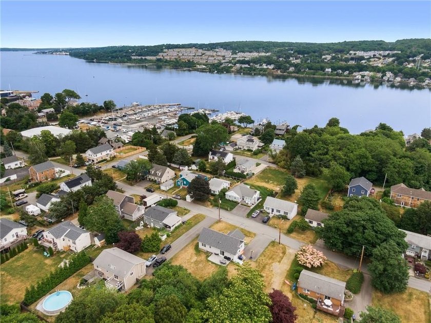 Welcome to 65 King Philip Street, Portsmouth, Rhode Island-a - photo 39
