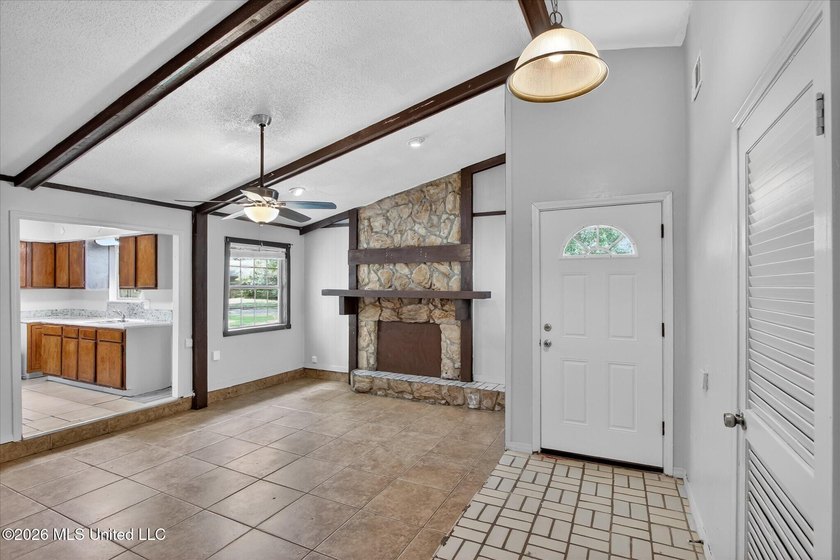 Welcome to Westgate!! Schedule your time to see this 4bed 2bth - photo 8