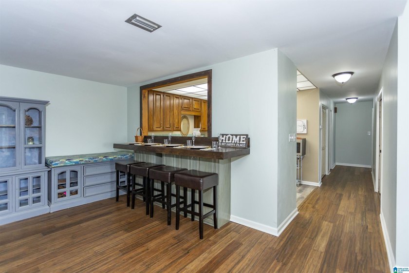 Spacious 2BR/2BA condo with beautiful mountain views and - photo 4