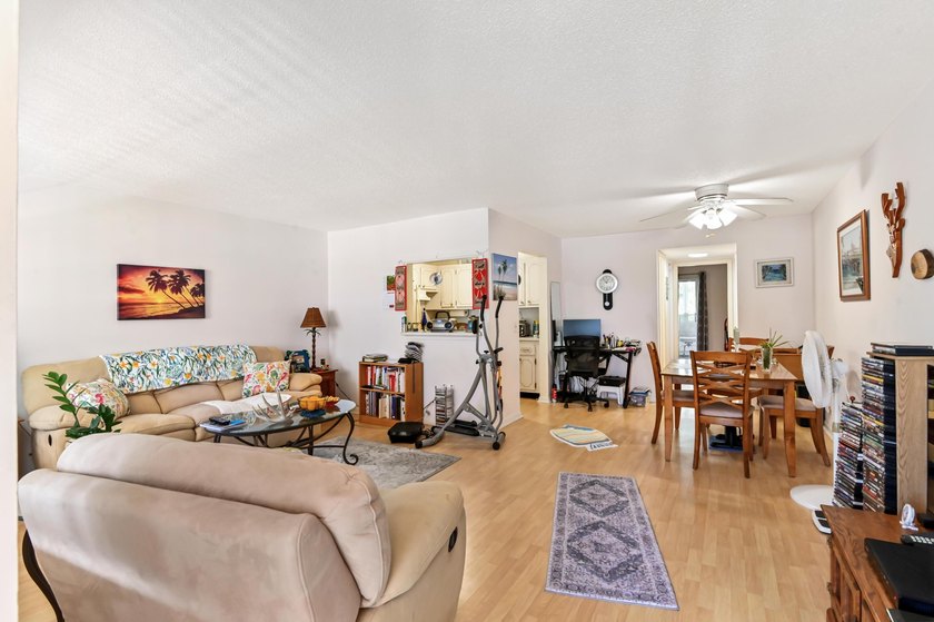 Welcome to this charming one-bedroom, one-and-a-half-bath - photo 3