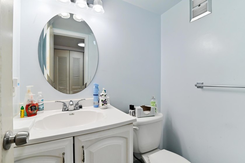 Welcome to this charming one-bedroom, one-and-a-half-bath - photo 9