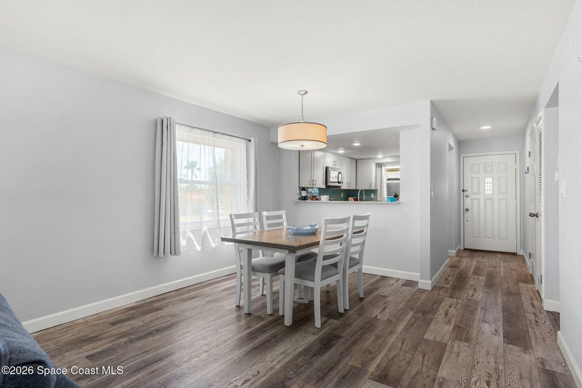 Welcome Home to Castaway Villas in Cape Canaveral! This adorable - photo 15