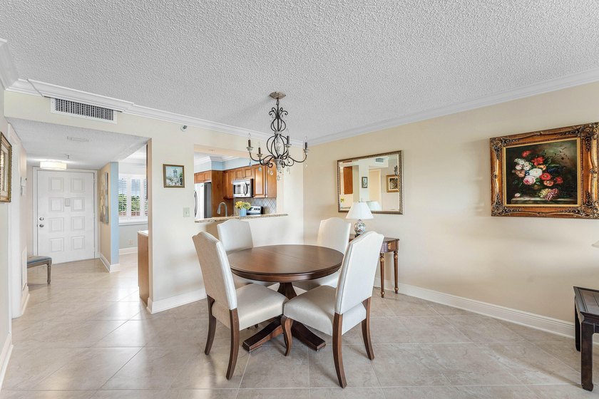 Welcome to a beautiful 2-bedroom, 2-bathroom condo located at - photo 6