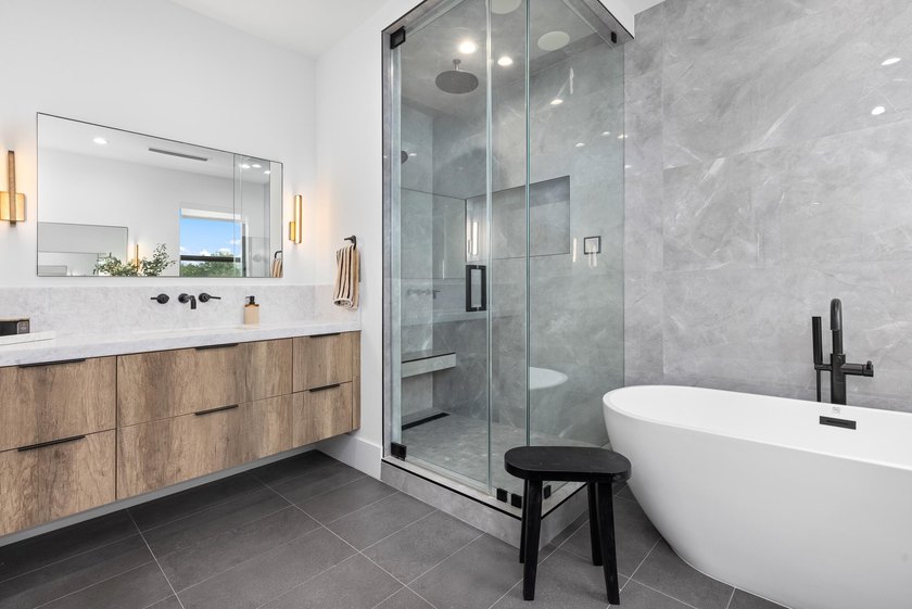 Built in 2022 and perfectly positioned in Boca Villas, this - photo 19