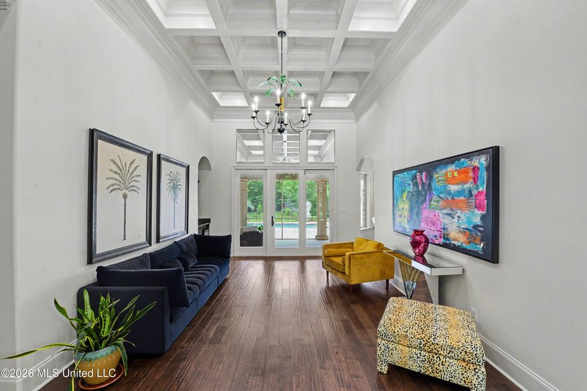 Welcome to this exquisite home in the coveted Graveline Pointe - photo 5
