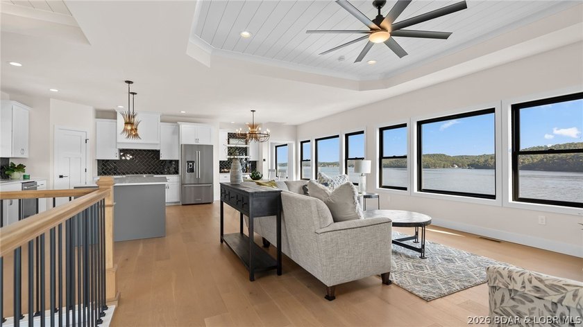 NEW CONSTRUCTION! Unobstructed lake views and luxury living - photo 17
