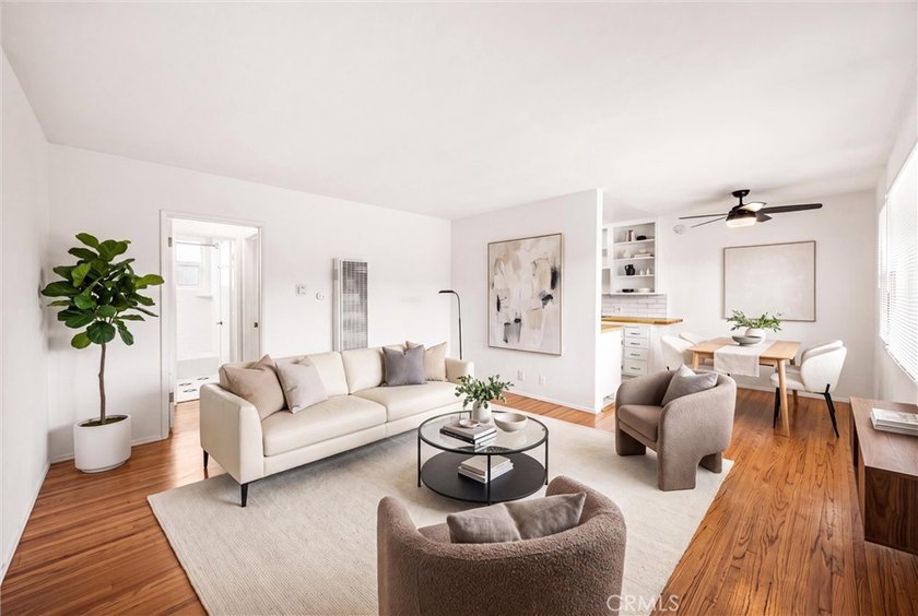 Welcome to coastal living in the heart of Long Beach! This - photo 7