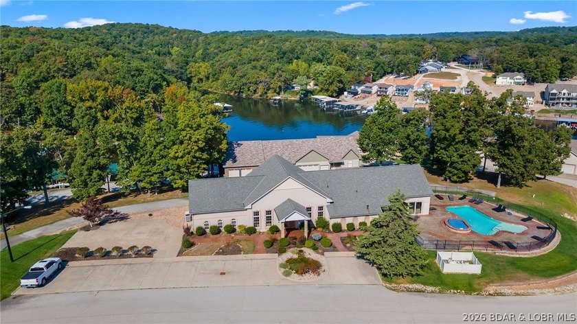 NEW CONSTRUCTION! Unobstructed lake views and luxury living - photo 39
