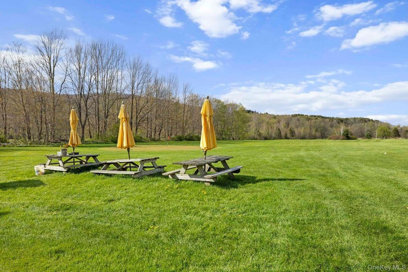 A rare opportunity to acquire and reimagine a 23.38-acre - photo 14