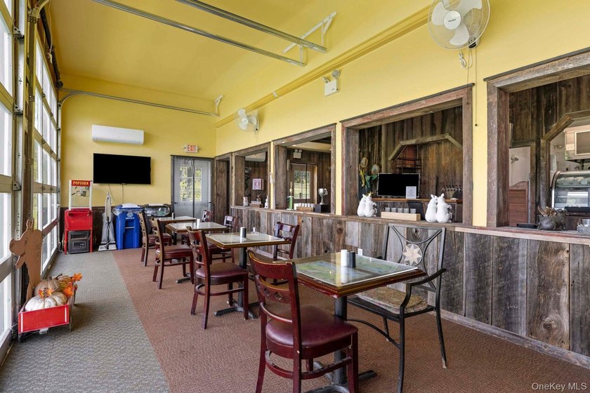 A rare opportunity to acquire and reimagine a 23.38-acre - photo 34