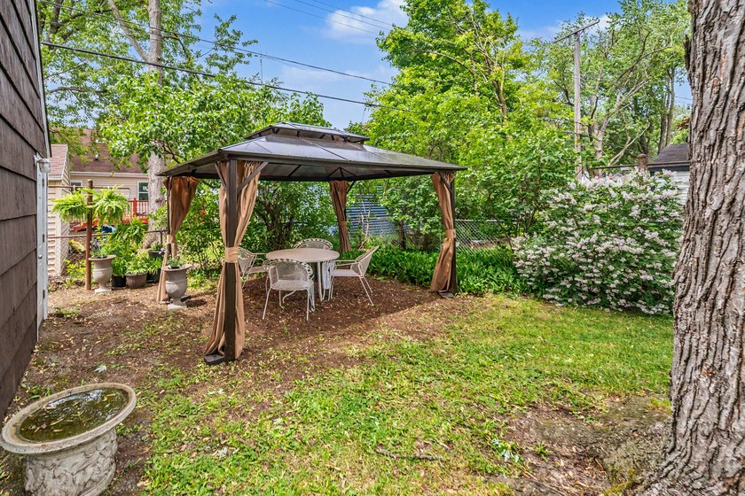 5/31 OPEN HOUSE CANCELLED. WELCOME HOME to this lovely gem of a - photo 46