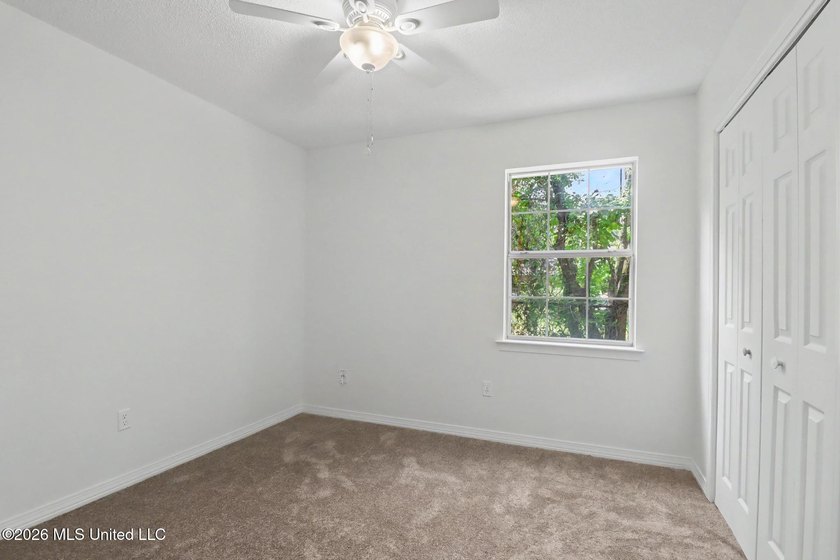 Welcome home to this beautifully updated 3-bedroom, 2-bath home - photo 12